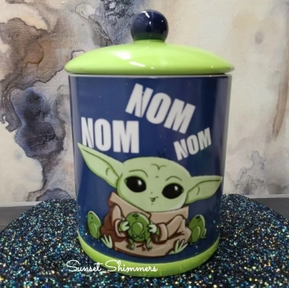 DISNEY STAR Wars Grogu w Frog Baby Yoda Mandalorian Large Cookie Jar New